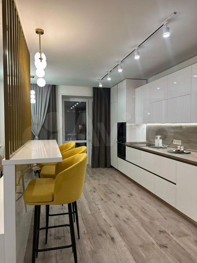 2-к. квартира, 60 м², 8/10 эт.