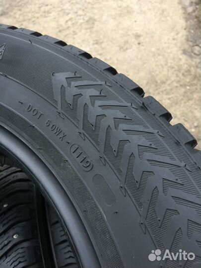 Nokian Tyres Hakkapeliitta 8 SUV 215/65 R17