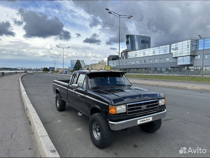 Ford F-250 7.7 МТ, 1988, 110 000 км