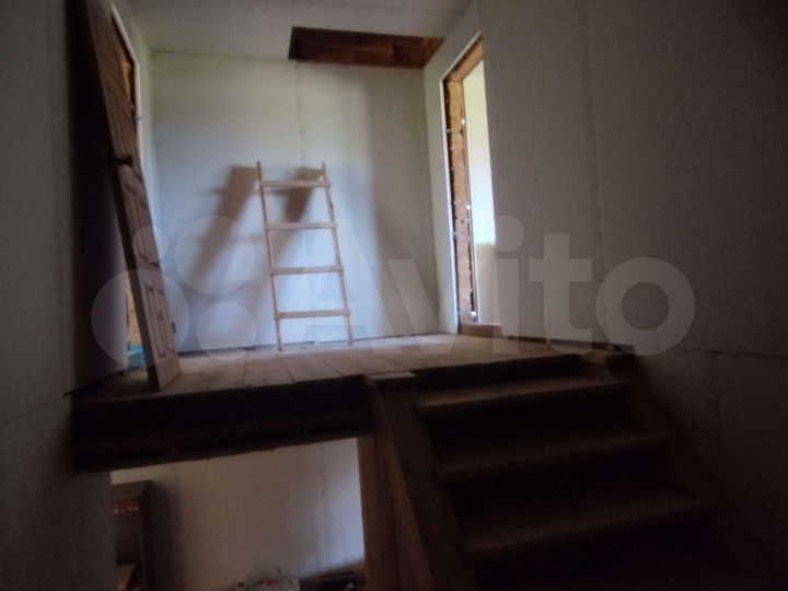 Дом 196 м² на участке 12 сот.