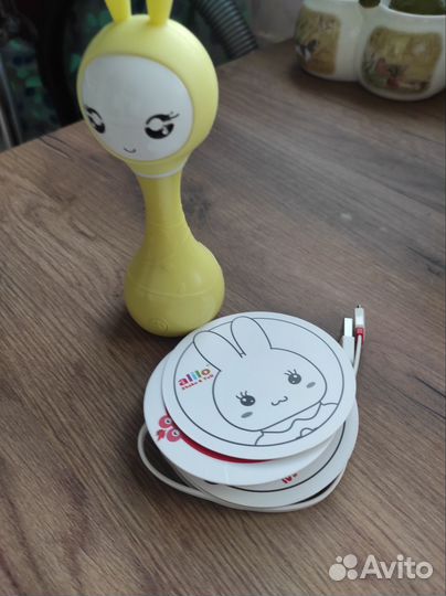 Умный зайка alilo