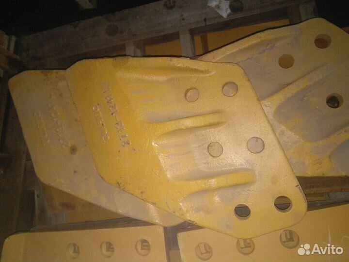 Бокорез Doosan 2713-1241 левый