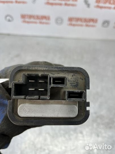 Резистор отопителя Opel Astra H