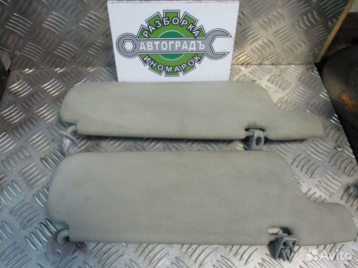 Козырёк солнцезащитный Toyota Yaris 2004 Рест