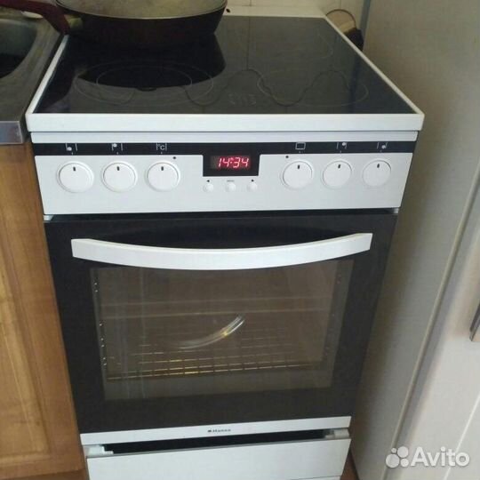 Стеклокерамическая плита Hansa конвекция