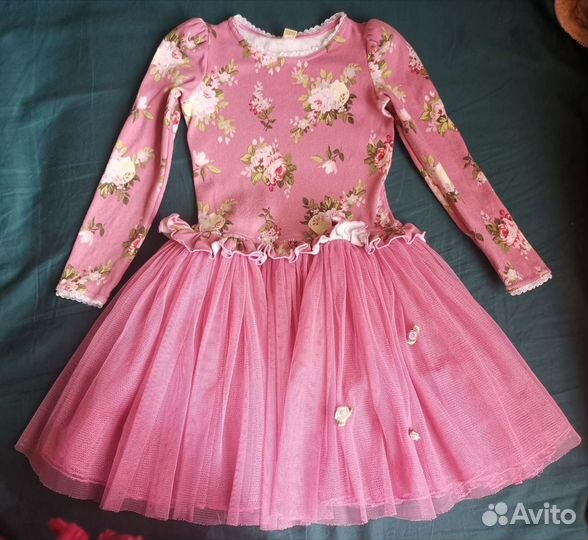 Платье нарядное для девочки на рост 116