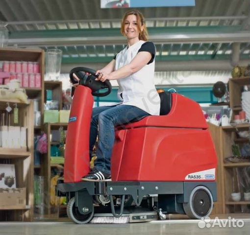 Уборщица(к) (бригадир ночь)