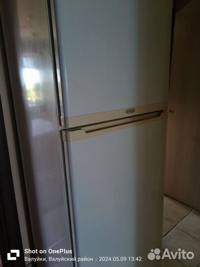 Продам холодильник рабочий