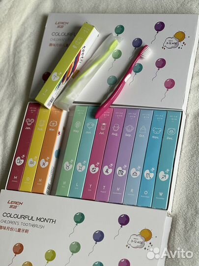 Набор из 12 зубных щеток для детей от 3 до 12 лет