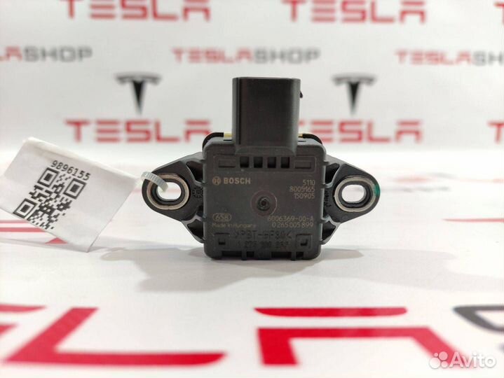 Датчик ускорения Tesla Model S 2016 6006369-00-A
