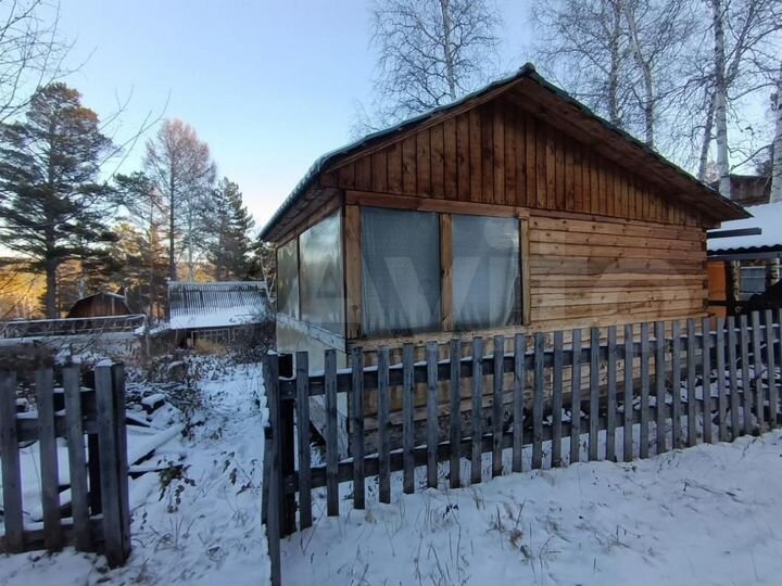 Дом 48 м² на участке 6 сот.