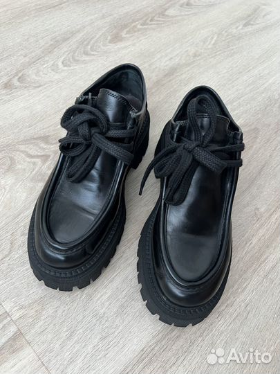 Ботинки женские