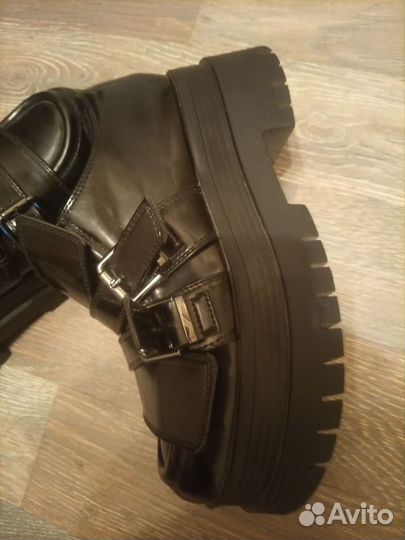 Женский ботинки