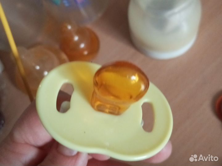 Бутылочки для кормления avent