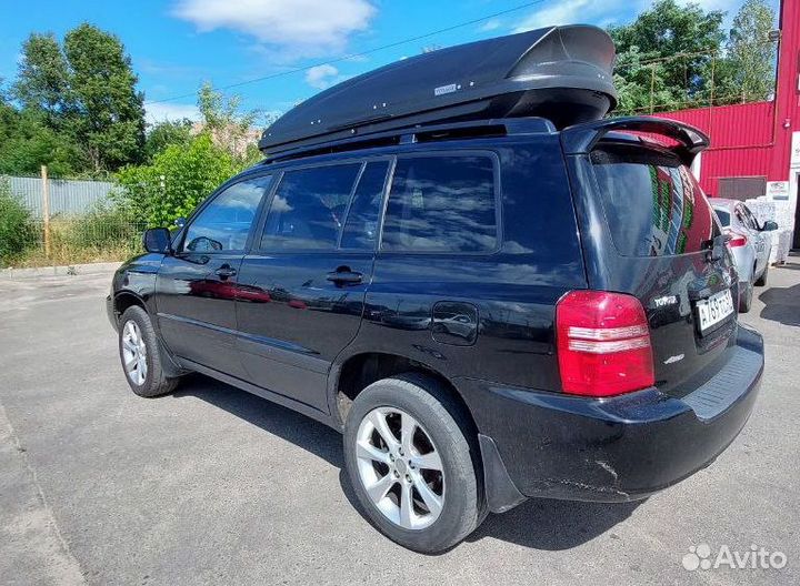 Бокс на крышу Voyage 670 литров