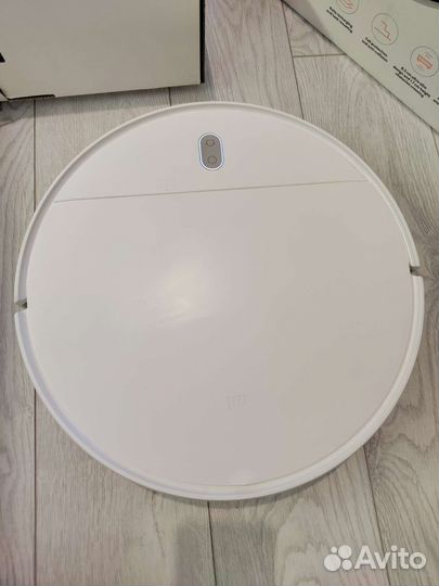 Робот пылесос Xiaomi Vacuum Mop Essential