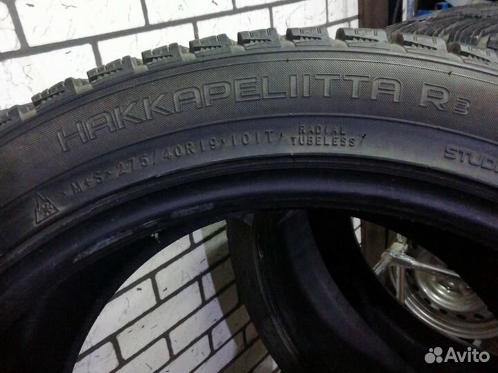 Nokian Tyres Hakkapeliitta R3 275/40 R19 101T