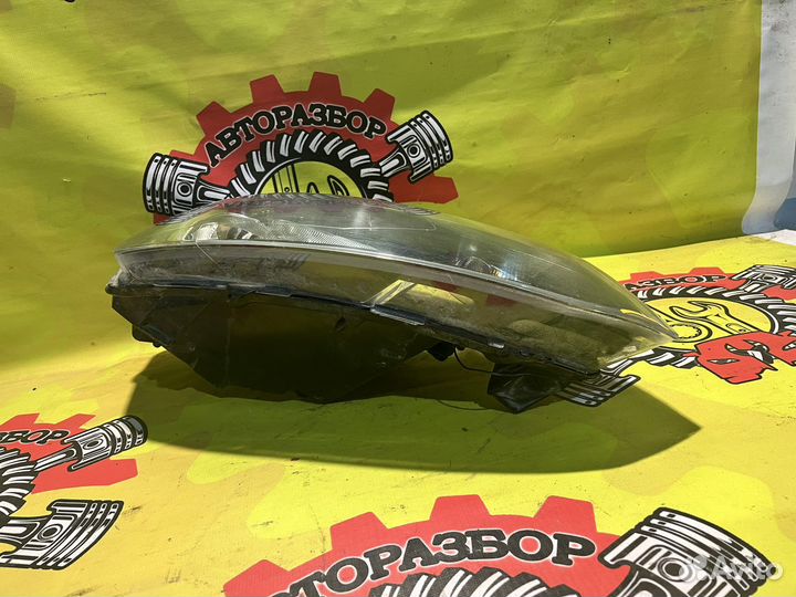 Фара правая Volkswagen Polo 5 дорест