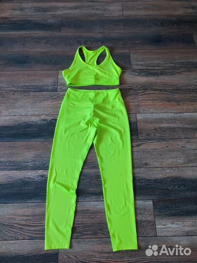 Костюм для фитнеса женский