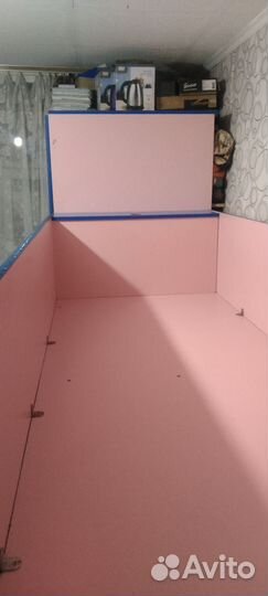 Двухъярусная кровать