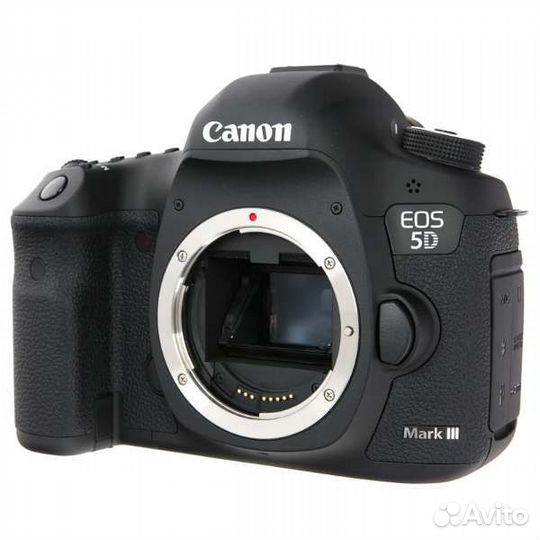 Зеркальный фотоаппарат Canon 5 д mark III