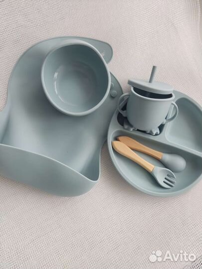 Набор детской силиконовой посуды новый