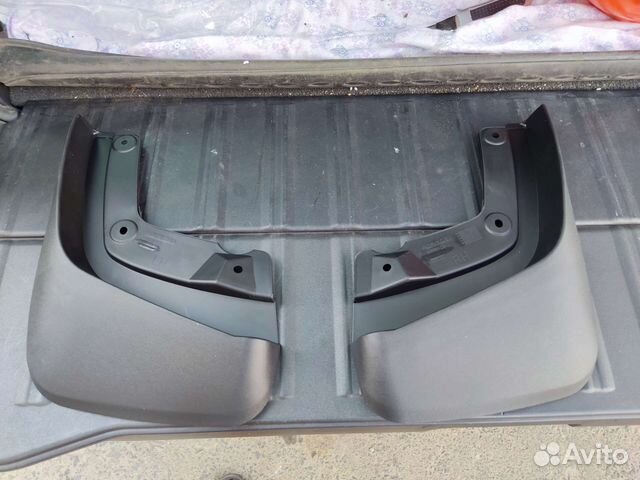 Брызговики на volvo xc90