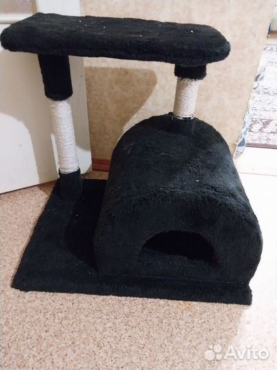 Домик для кошки с когтеточкой
