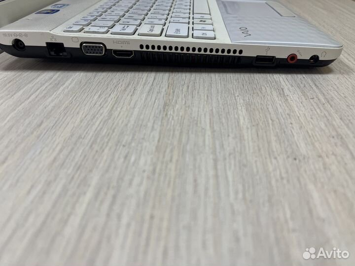 Ноутбук Sony Vaio PCG-71912V