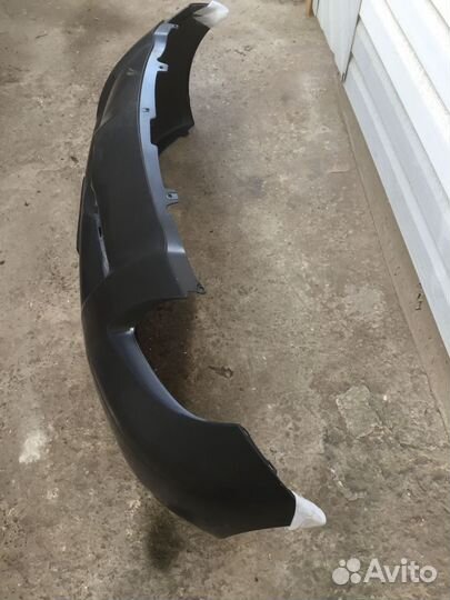 Бампер передний Тойота Ярис