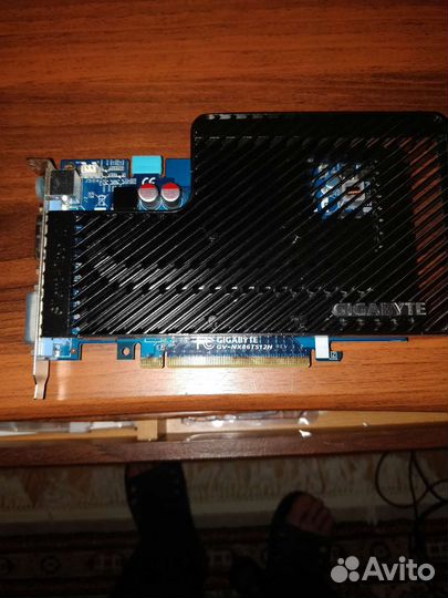 Материнская плата 775 с процессором и памятью