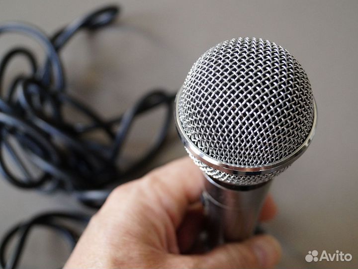 Микрофон динамический для караоке LG IMP 600