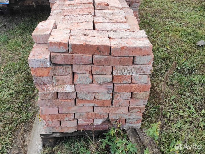 Кирпич бу