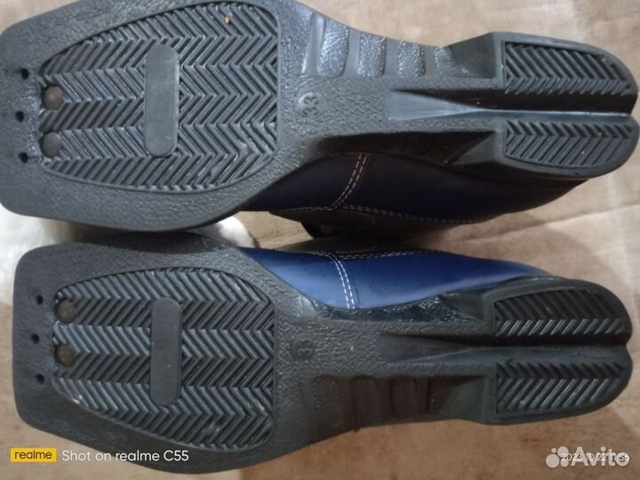 Лыжные ботинки