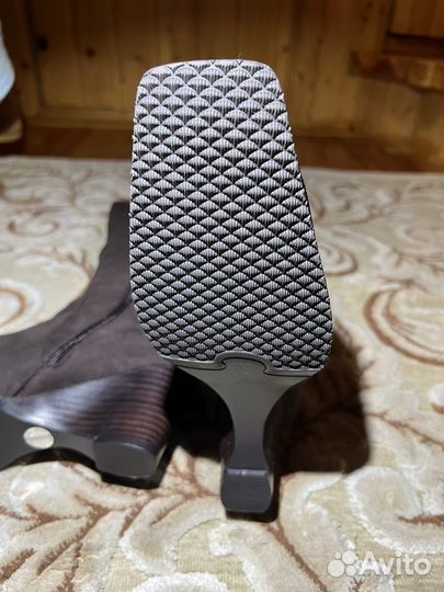 Зимние сапоги