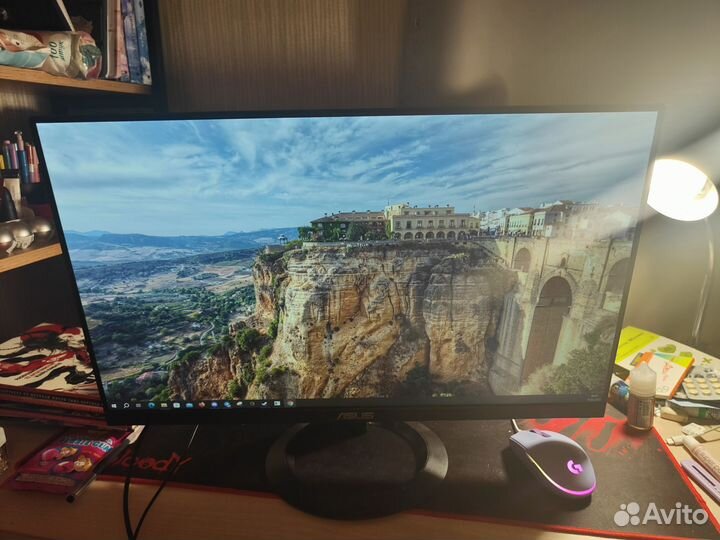 Монитор asus 21 дюйм,без аудиовыхода