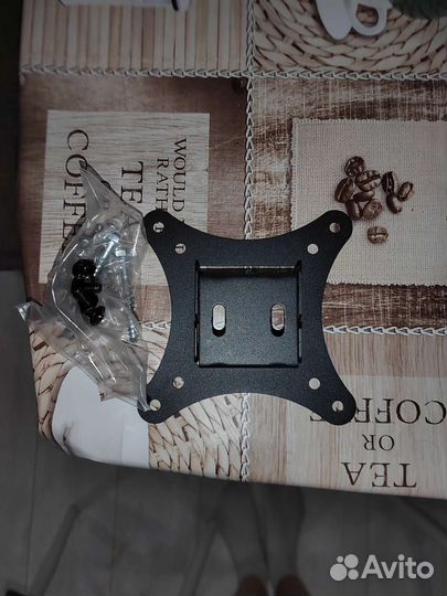 Кронштейн для телевизора на стену