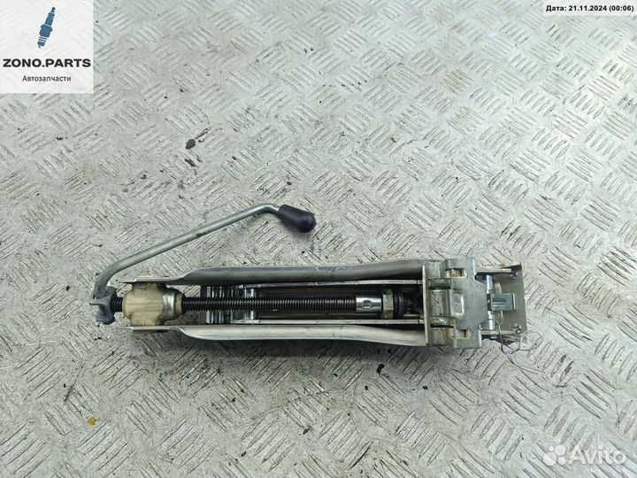Домкрат на Volkswagen Passat B5