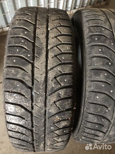 Bridgestone Ice Cruiser 7000 205/60 R16 92T