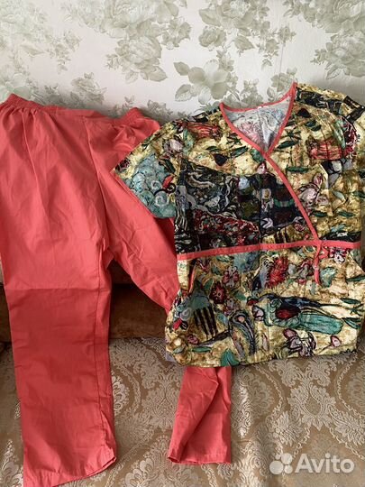 Медицинский костюм новый