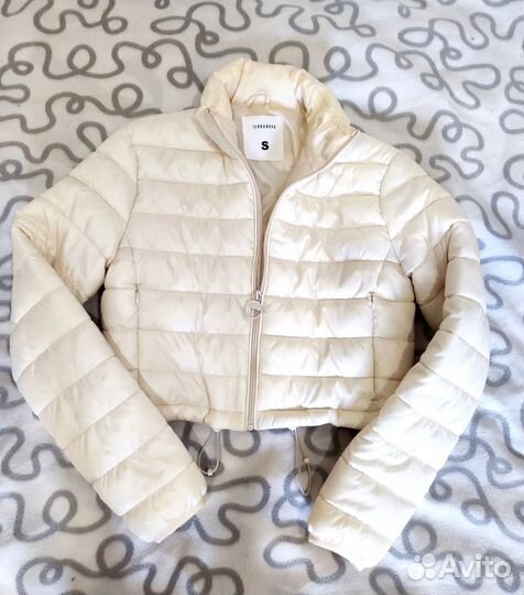 Приталенная курточка terranova