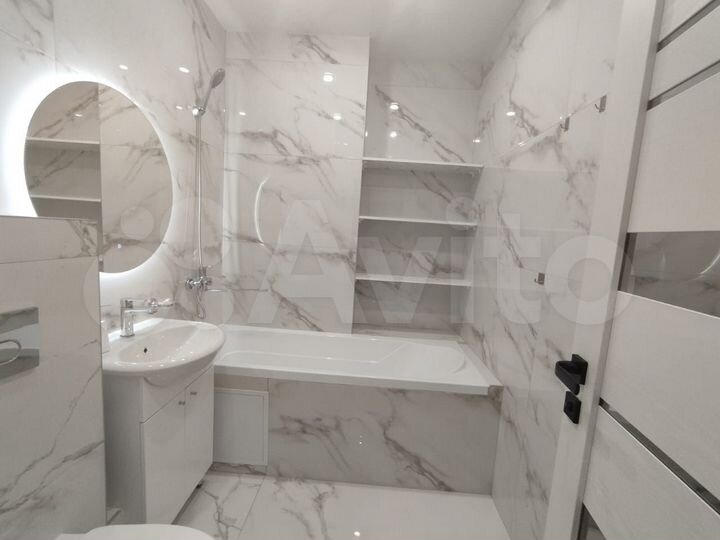 2-к. квартира, 56 м², 4/9 эт.