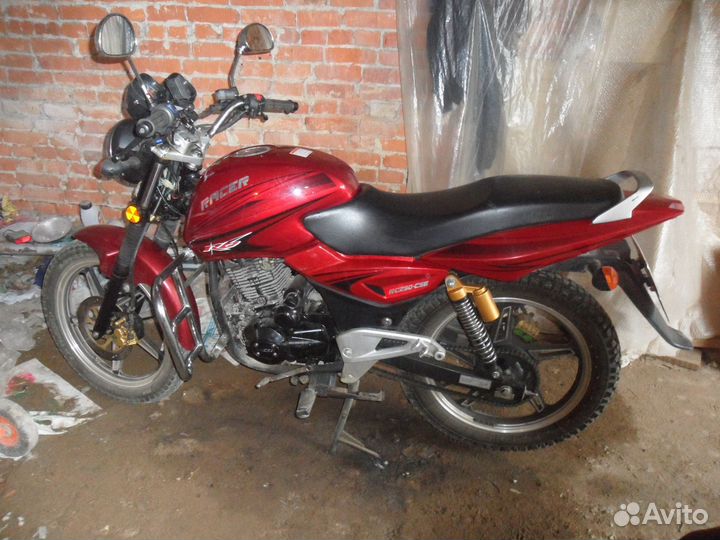 Racer RC200 C5B Magnum