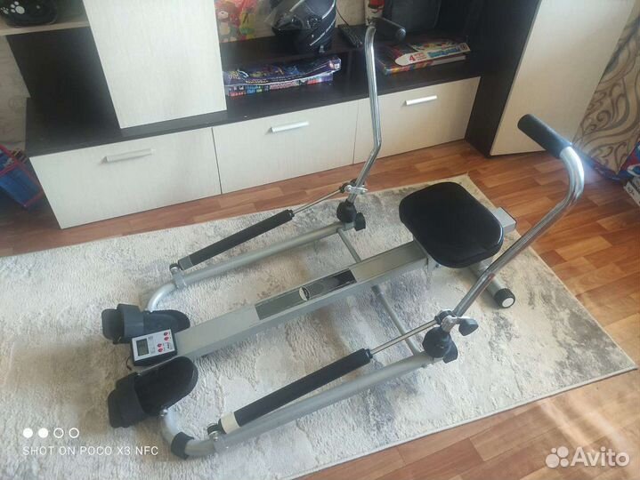 Гребной тренажер