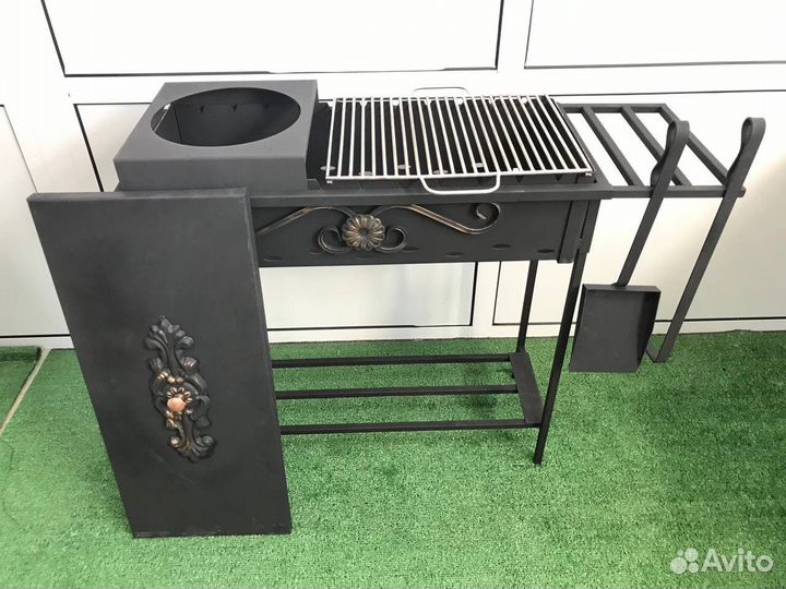 Мангал с подказанником