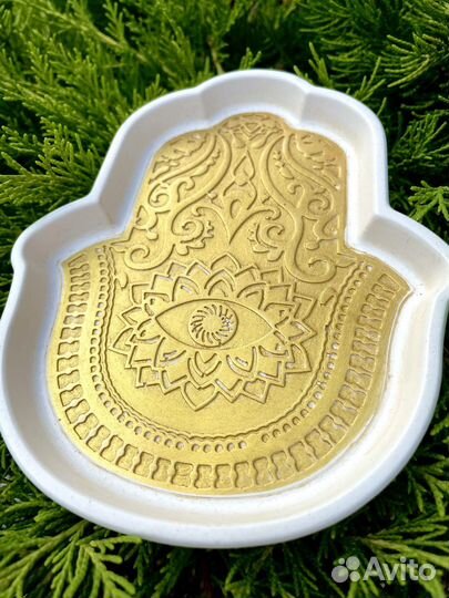 Декоративная тарелка из гипса 