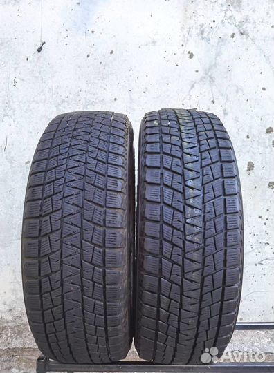 Bridgestone Blizzak DM-V1 225/65 R17 102R
