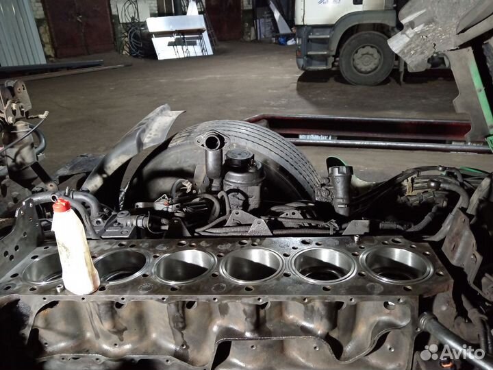 Renault Premium 440.19T с полуприцепом, 2006