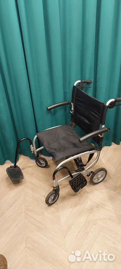 Инвалидная коляска складная бу