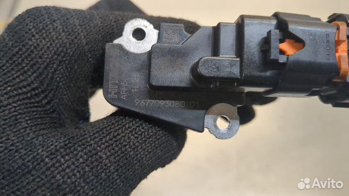 Измеритель потока воздуха Peugeot 208, 2022